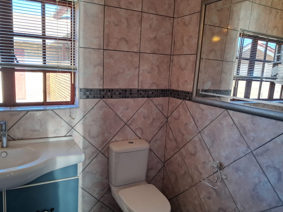 3 Bedroom Property for Sale in Kitty Free State